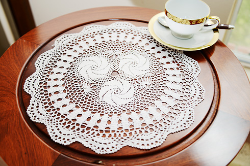 Southern Stars Extra Fine Crochet Threads Lace Doily 13" RD. EA.